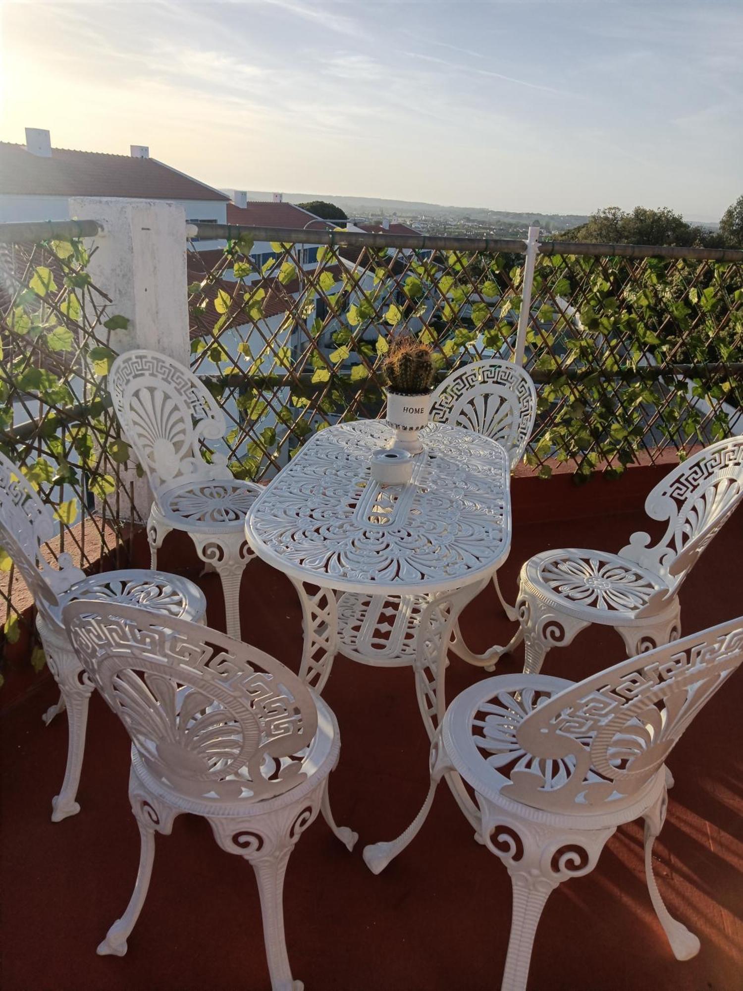 Local Largo Da Igreja Bed & Breakfast